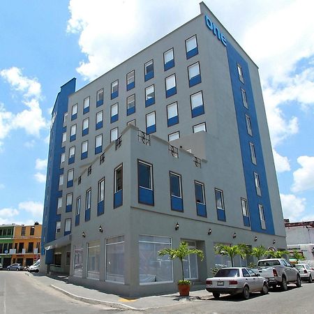 One Villahermosa Centro Екстер'єр фото
