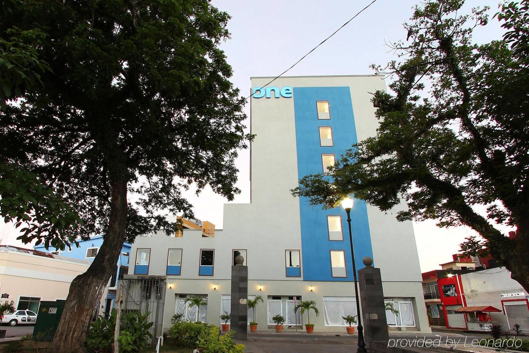 One Villahermosa Centro Екстер'єр фото
